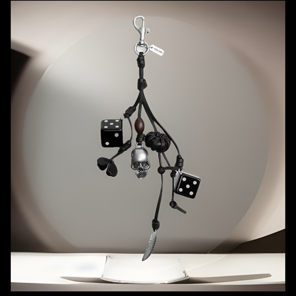 NWT COACH SKULL DICE TEA ROSE BAG CHARM BLACK/SILVER CBB89 🤩❤️